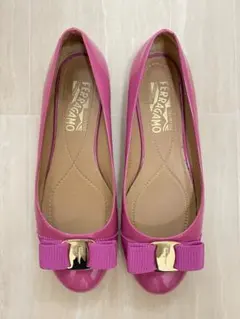 2026年最新】ferragamo 靴 ヴァリナの人気アイテム - メルカリ