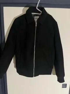 ZARA 黒 ジップアップジャケット