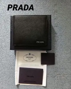 PRADA サフィアーノレザー マネークリップ 二つ折り財布 - メルカリ