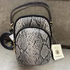 新品 COOCO ヘビ柄ショルダーバッグ