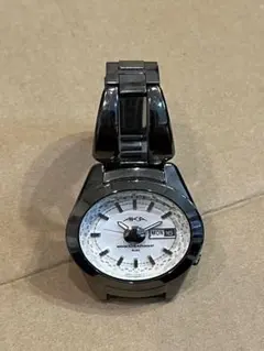 Item thumbnail for item e285aa3e-6fc4-4244-986f-a5a959637045