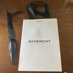 GIVENCHY ショップ袋 ホワイト 小型のサムネイル
