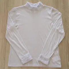 ⭐️美品⭐️♥＆LOVEハイネックカットソー♥