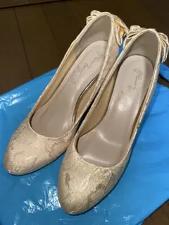 ベージュ レース リボン 高ヒールパンプス