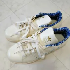 アディダス adidas スニーカー スタンスミス リバティ 花柄 23cm