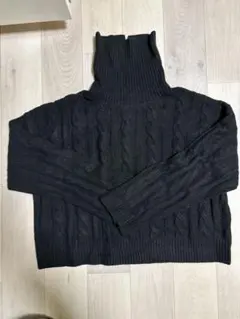 GU パフィータッチクロップドタートルネックセーター(長袖)