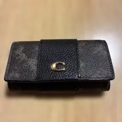 COACH キーケース シグネチャー