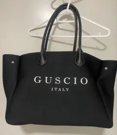 値下げ　GUSCIO 黒　トートバッグ　大容量　グッシオ　マザーズバッグ　旅行のサムネイル