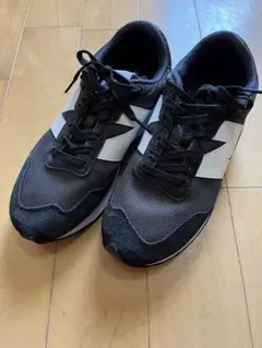 New Balance ランニングシューズ ブラック/ホワイト MS237