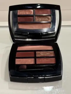 CHANEL アイシャドウパレット