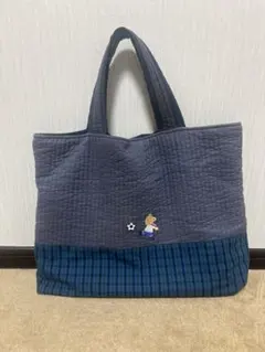 ファミリア マザーズバッグ クマ刺繍 - メルカリ