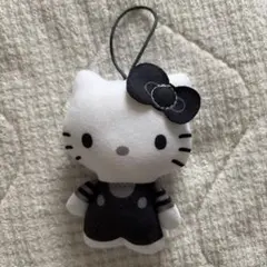 マクドナルド　キティ　コラボ