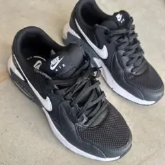 NIKE AIR ブラックスニーカー