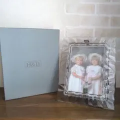 値下げしました　Lisa Mori クリスタルガラス　写真立て　フォトフレーム