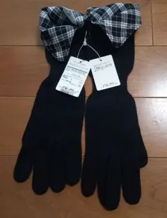 新品未使用BURBERRYロング手袋黒バーバリーチェックタグ付きブラックのサムネイル