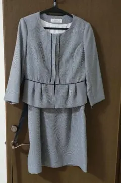 入学式ママスーツMサイズ