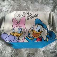 本日限定値下げ☆Disney store Donald Daisy ポーチ