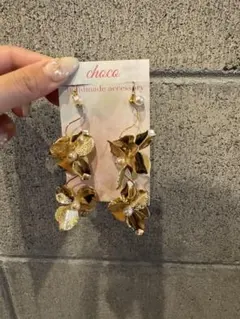 花モチーフ イヤリング ゴールド　ブライダル　※お値下げ中！