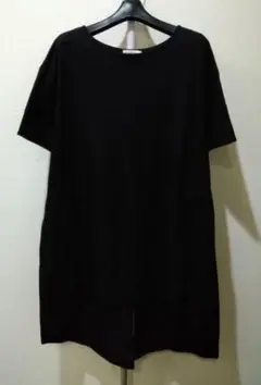 黒 半袖 Tシャツ 長め丈