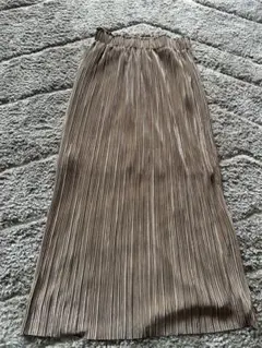 R*)様 united arrows プリーツスカート　ゴールド色のサムネイル