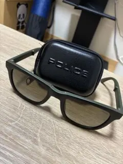 POLICE オリーブグリーン サングラス ケース付き