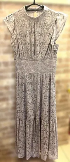 【INGNI】ワンピース　ライトグレー フレアスリーブ