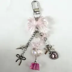 ピンクビーズキーホルダーストラップチャームコレクトブックy2k韓国kpop