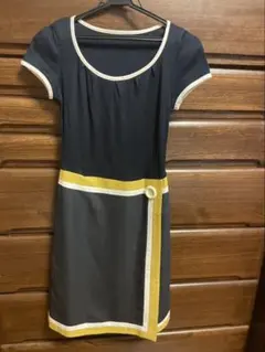 Petit Poudre配色デザイン ひざ丈ワンピース 半袖のサムネイル
