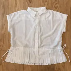 ⭐︎美品⭐︎BEAMS HEART プリーツ切替 半袖ブラウスのサムネイル