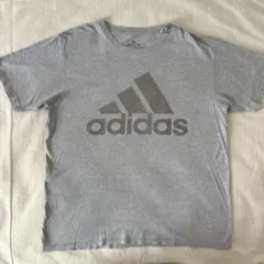 か*ず様 インポート古着　adidas アディダス　フロント　ロゴ Tシャツ