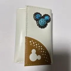 【非売品】Disney ミッキー型 ホワイト パスケース＆財布