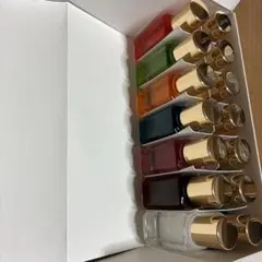 美品　カラーセンセーションボトル10本 カラーセラピーで自分を整える！10本のカラーボトルで心身