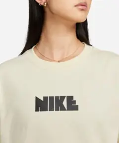 NIKE Tシャツのサムネイル