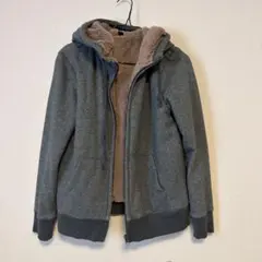 UNIQLO グレー パーカー M 中ボア