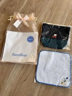 【新品未使用】familiar クマ刺繍ポーチ