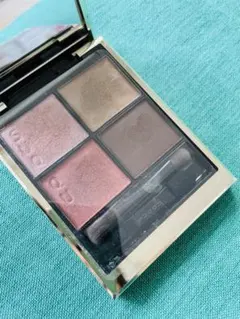 【値下げ】SUQQU 紅鏡 限定品 箱付き シグニチャーカラーアイズ