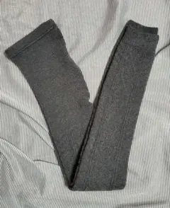 ユニクロ　ヒートテックレギンス　 ニットタイプ　　グレー