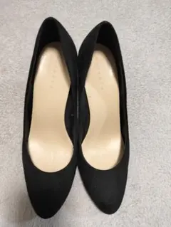 ブラックポインテッドトゥハイヒール　Nano＆Co