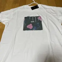 リーバイス　オーバーサイズTシャツ　　　　未使用