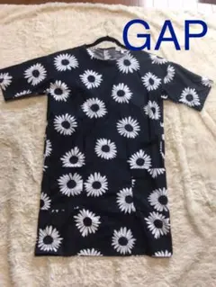 花柄ワンピース