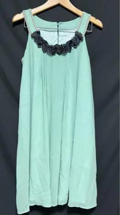 ドレスワンピース　グリーン　Green 緑