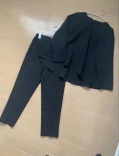 上品✨YOKO CHAN Vネックペタルジャンプスーツ オールインワン36