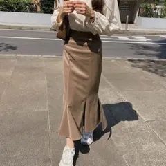 Lauir モカ マーメイドスカート　Mのサムネイル