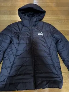 PUMA ブラック ダウンジャケット フード付き
