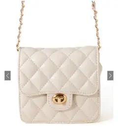 キルティングスクエアチェーンショルダーバッグ
