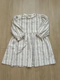 花柄ワンピース　90〜100