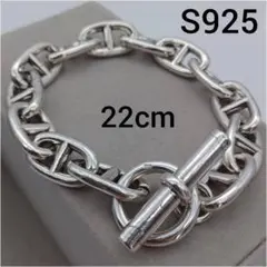 Item thumbnail for item 35ca776b-2bbf-46f1-8da4-13f984e7fbb1