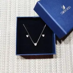 スワロフスキー　SWAROVSKI　ネックレス　ピアス　ハート　クリスタル