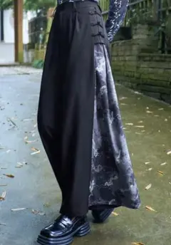 DAZY カートゥーングラフィック ワイドレッグパンツ