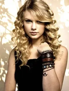 テイラー・スウィフト直筆サイン入り超大型写真…Taylor Swift - メルカリ